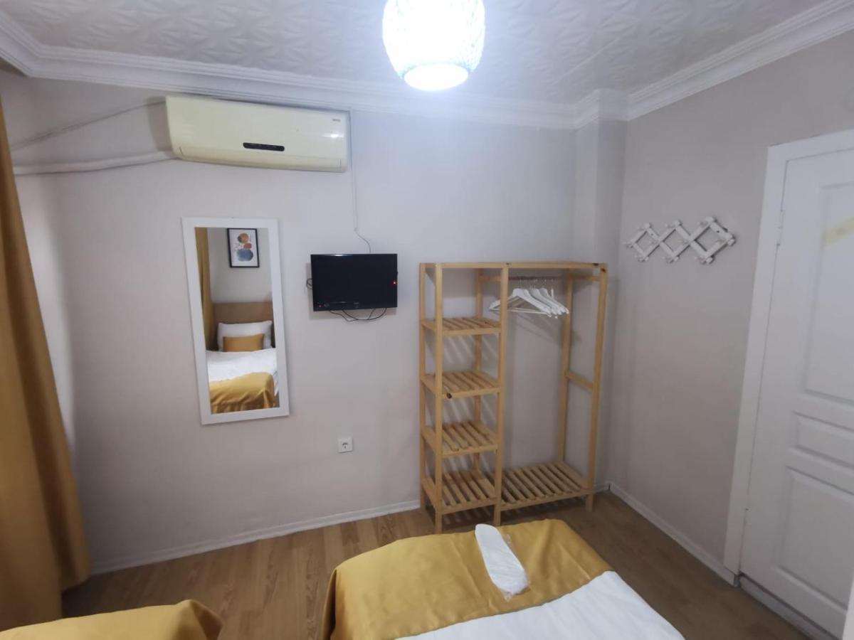 Konut Wooden House Hotel Istambul Exterior foto