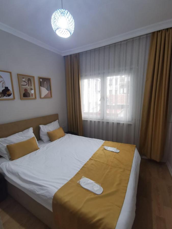 Konut Wooden House Hotel Istambul Exterior foto